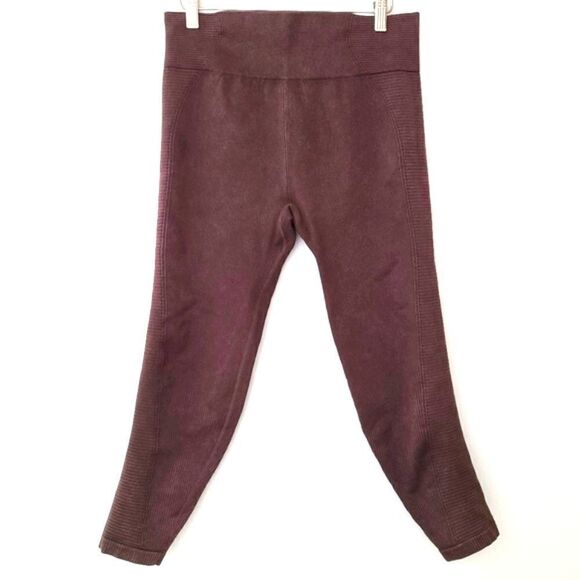 aerie Pants - Aerie Chill. Play. Move. Moto-Style Ribbed Leggings – Size Large